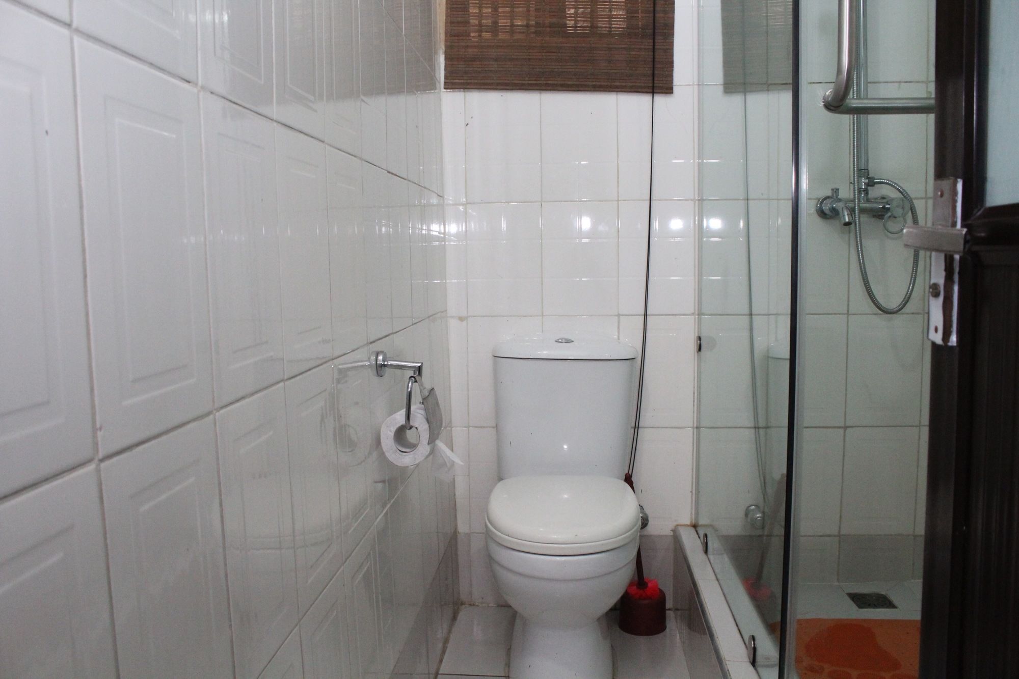 Bluespring Hotel Maryland Bagian luar foto